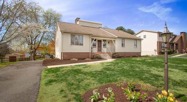 Photo of 49 Scenic Dr, Denver, PA 17517