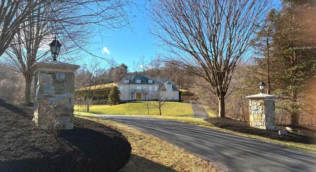 Photo of 40545 Farm Market Rd, Leesburg, VA 20176