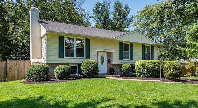 Photo of 709 Bruce Ct, Herndon, VA 20170