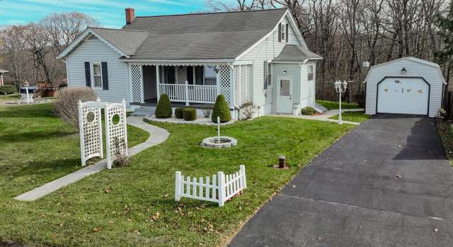 Photo of 394 Finzel Rd, Frostburg, MD 21532