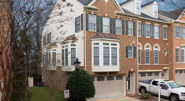 Photo of 512 Seaton Square Dr, Silver Spring, MD 20901