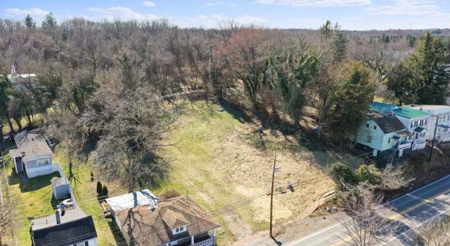 Photo of 332 W German St, Shepherdstown, WV 25443