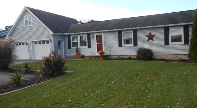 Photo of 2940 Country Rd, Chambersburg, PA 17202