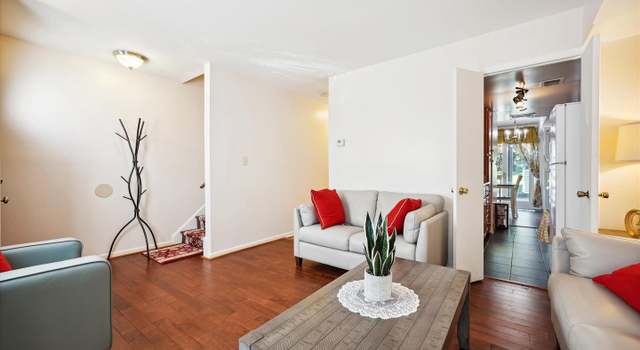Photo of 17666 Shady Spring Ter, Gaithersburg, MD 20877