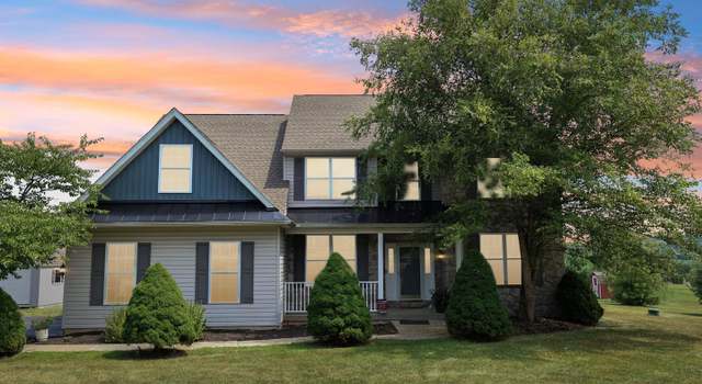 Photo of 102 Clover Ln, Perkiomenville, PA 18074