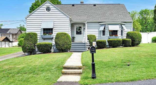 Photo of 112 Minersville St, Ashland, PA 17921