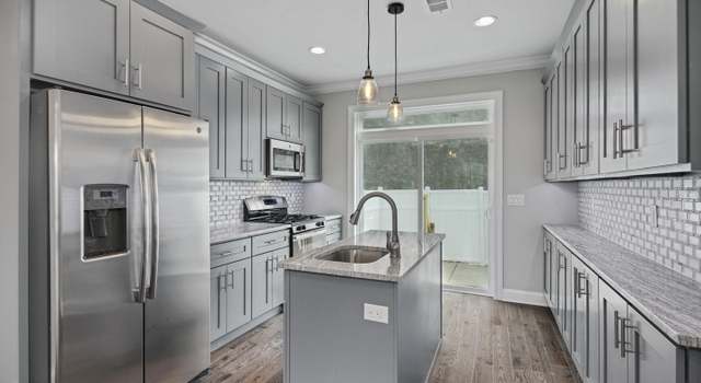 Photo of 2526 W Oxford St, Philadelphia, PA 19121