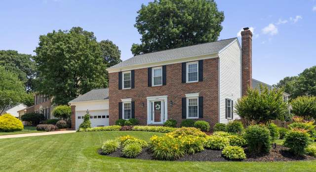 Property at 5304 Braddock Ridge Dr, Centreville, VA 20120, 4 beds, 3.5 baths