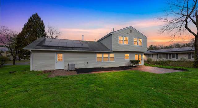 Photo of 25 Thornhill Ln, Willingboro, NJ 08046