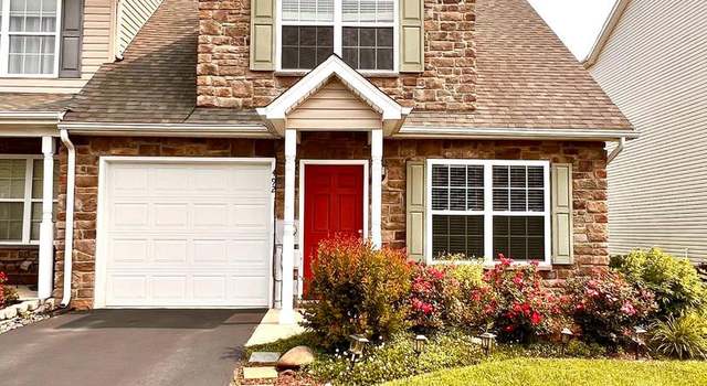Photo of 492 Thumper Dr, Ranson, WV 25438