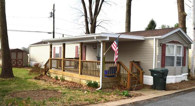 Photo of 409 Venice Ave, Carlisle, PA 17015