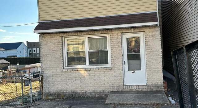 Photo of 46 N Railroad Ave, Frackville, PA 17931