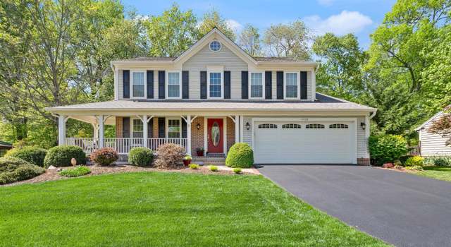 Photo of 4939 Edge Rock Dr, Chantilly, VA 20151