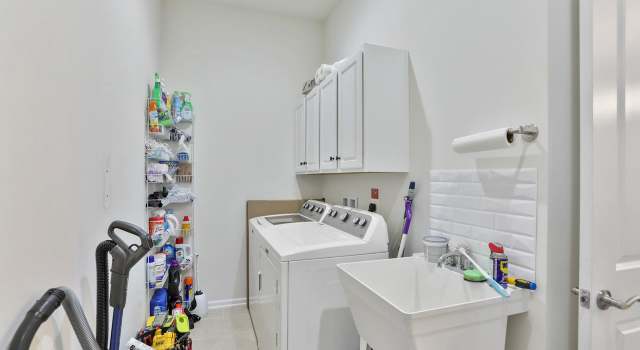 Photo of 40706 Telluride Ct, Aldie, VA 20105