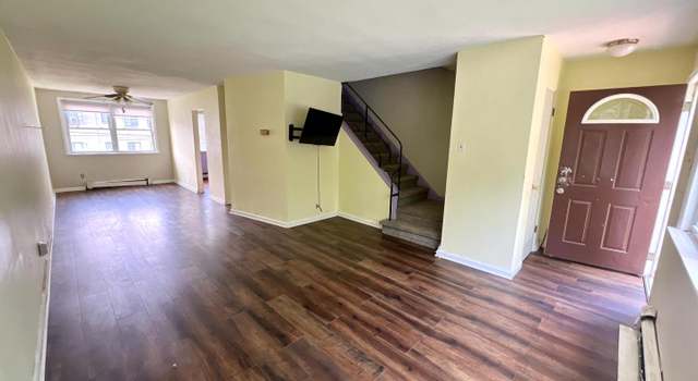 Photo of 67 Bruce Park Dr, Trenton, NJ 08618