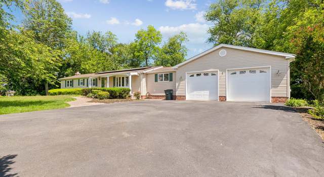 Photo of 26140 Mullinix Mill Rd, Mount Airy, MD 21771