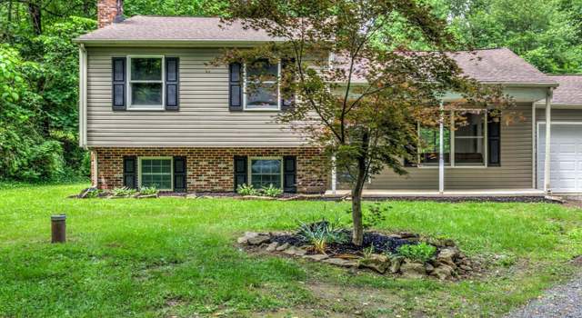 Photo of 612 Park St, Manchester, PA 17345