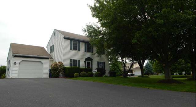 Photo of 1940 Appleyard Dr, Chambersburg, PA 17202