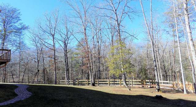 Photo of 160 Queen Laurens Ct, Fredericksburg, VA 22406