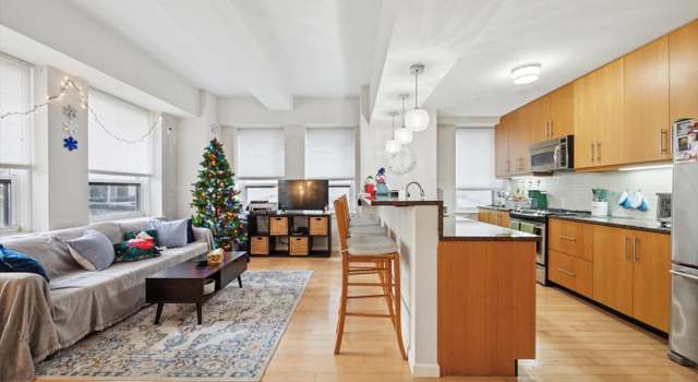 Photo of 1425 Locust St Unit 6A, Philadelphia, PA 19102