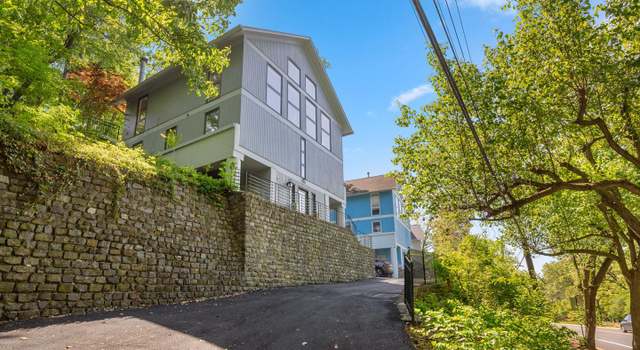 Photo of 2621 S Arlington Ridge Rd, Arlington, VA 22202