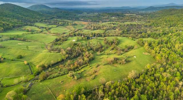 Photo of 3563 Briar Hill Ln, Delaplane, VA 20144