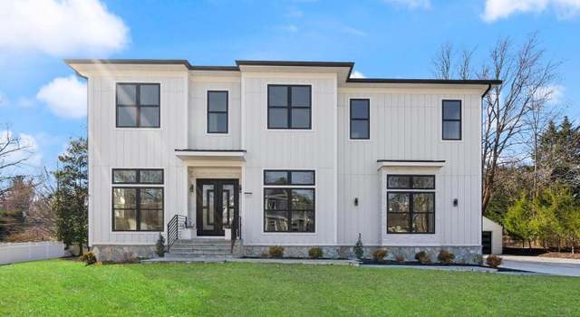 Photo of 1029 Park St SE, Vienna, VA 22180