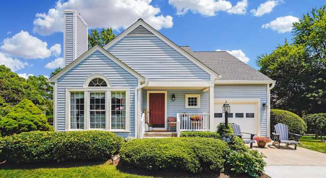 Property at 9 Bentley Dr, Sterling, VA 20165, 3 beds, 2.5 baths