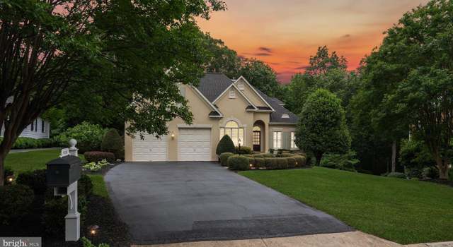 Photo of 8109 Crooked Oaks Ct, Gainesville, VA 20155