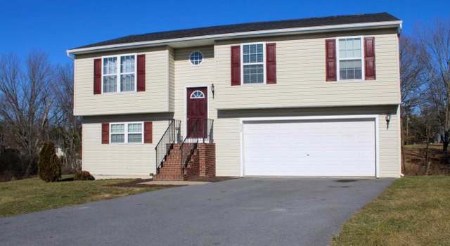 Photo of 636 Ford Cir, Inwood, WV 25428