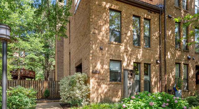 Photo of 4425 7th St N, Arlington, VA 22203