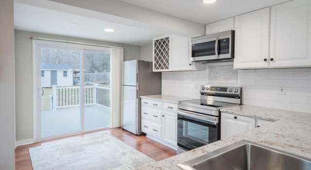 Photo of 6946 Blantyre Rd, Warrenton, VA 20187