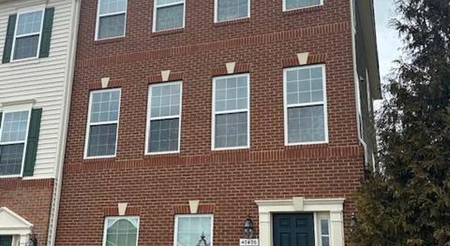 Photo of 40406 Toucan Way, Leesburg, VA 20175