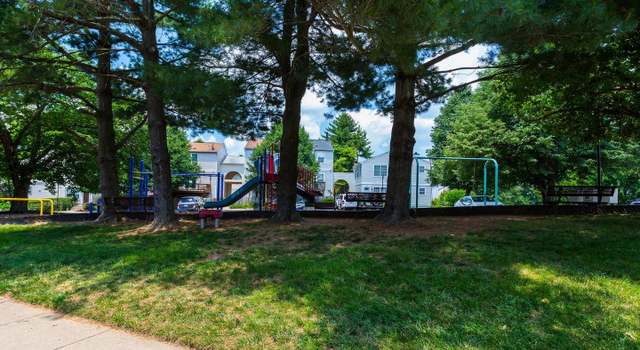 Photo of 5934 Annaberg Pl #195, Burke, VA 22015