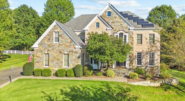 Photo of 12827 Doe Ln, North Potomac, MD 20878