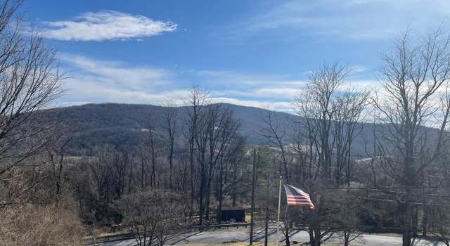 Photo of 612 Mcintosh Dr, Linden, VA 22642