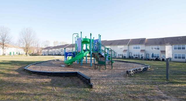 Photo of 412 Park Cove Dr, Stafford, VA 22554