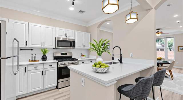 Photo of 3 Arch Pl #124, Gaithersburg, MD 20878