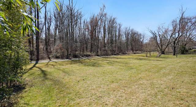 Photo of 3526 Slade Run Dr, Falls Church, VA 22042