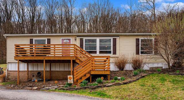 Photo of 1438 Manatawny Dr, Boyertown, PA 19512