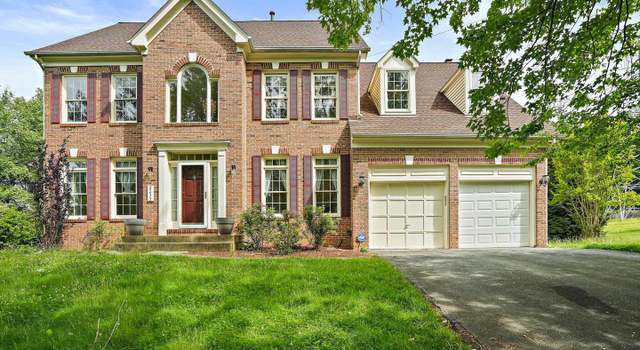 Property at 8233 Gallery Ct, Gaithersburg, MD 20886, 5 beds, 3.5 baths