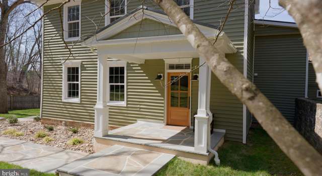 Photo of 290 Fromans Rd, Winchester, VA 22602