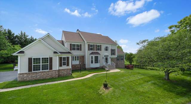 Photo of 17760 Julie Ann Ct, Hamilton, VA 20158