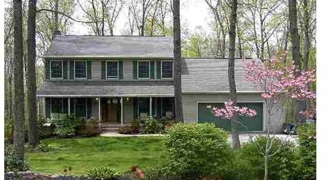 Photo of 5881 Marys Cir, Stewartstown, PA 17363