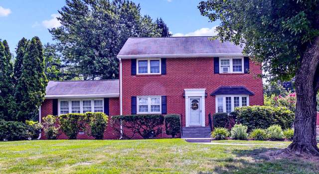 Photo of 5 Lopatcong Dr, Ewing, NJ 08638
