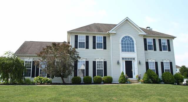 Photo of 6 Upper Way Rd, Palmer, PA 18045