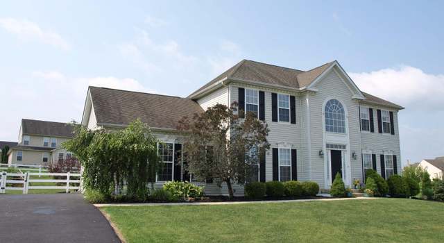 Photo of 6 Upper Way Rd, Palmer, PA 18045