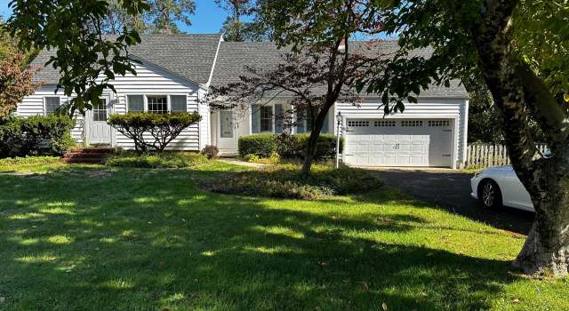 Photo of 140 Windsor Rd, Yardley, PA 19067