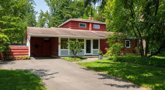 Photo of 84 Cuyler Rd, Princeton, NJ 08540