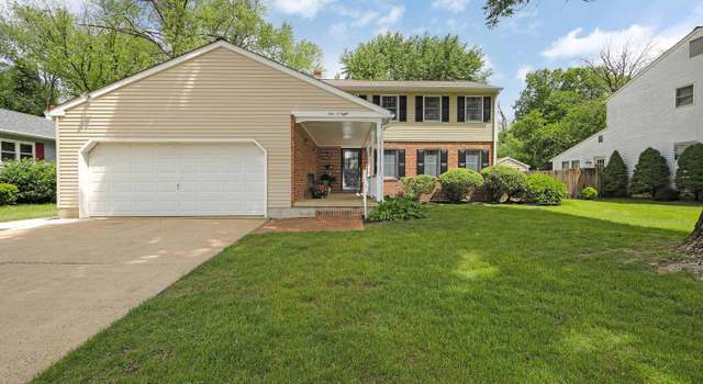 Photo of 108 Holiday St, Mount Laurel, NJ 08054